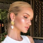 24 Glowy makeup looks for summer